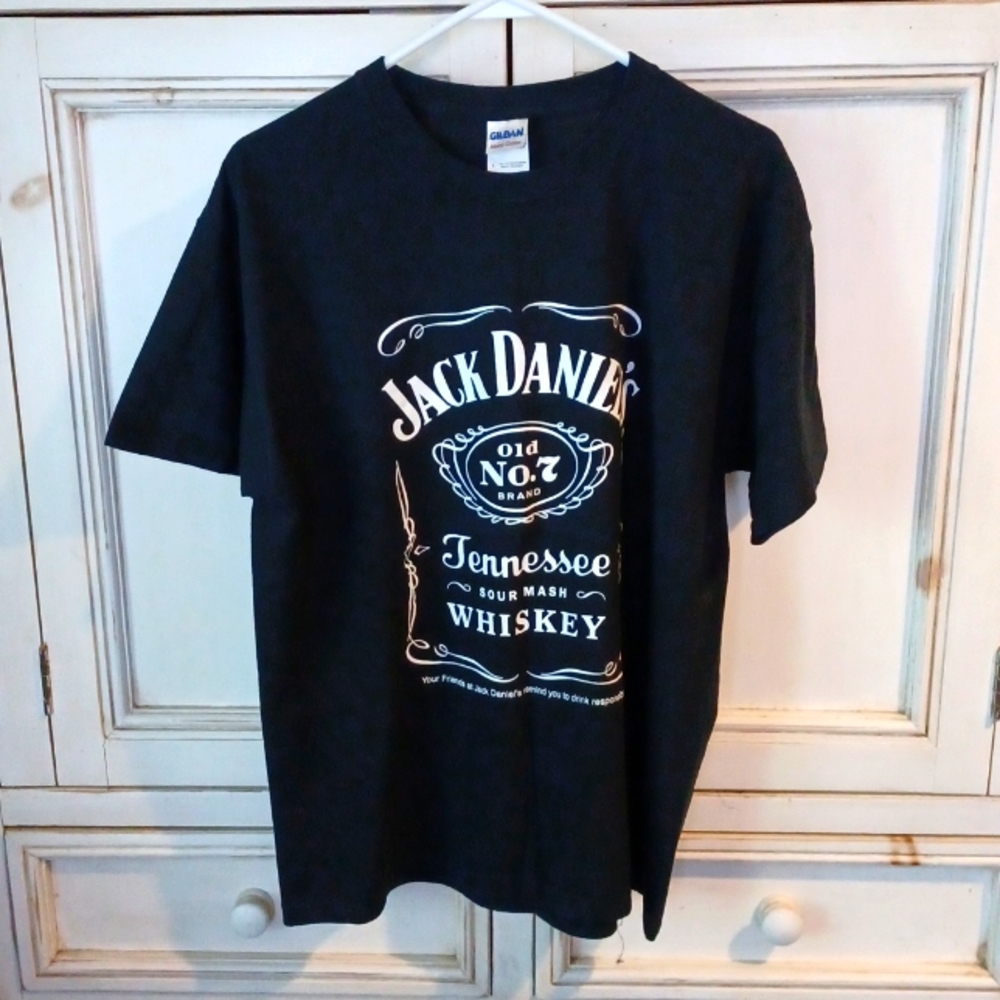 Jack Daniel’s 🥃 Black Graphic T-Shirt 100% Cotton Size L